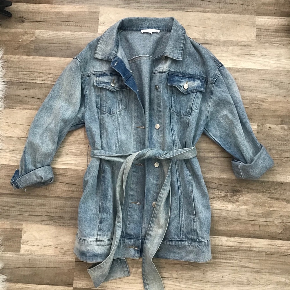 M boutique tie up denim jacket